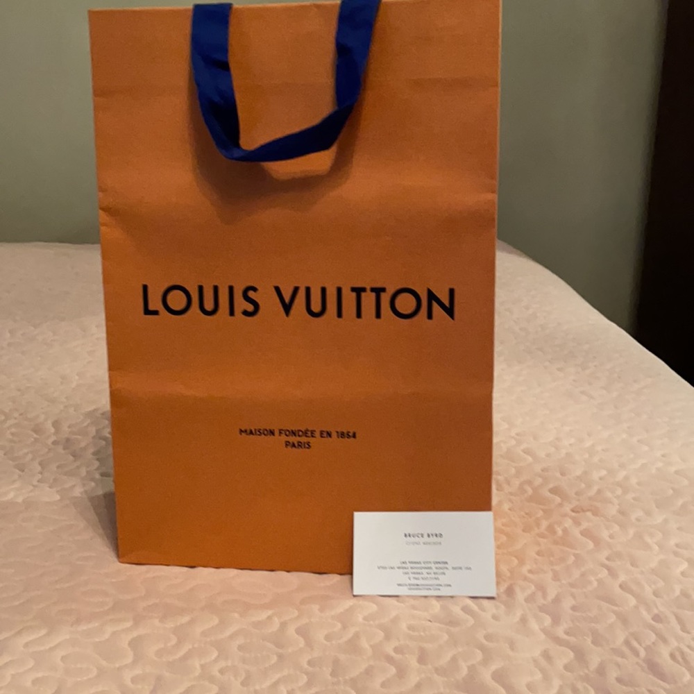 Paper bag - Picture 2 of 2
